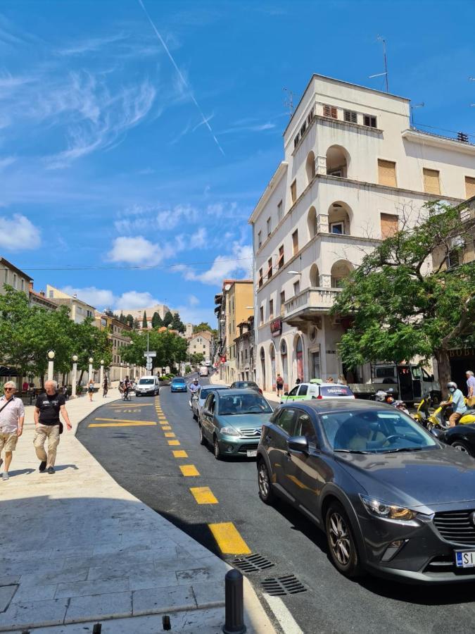 Hostel Mare Šibenik Eksteriør bilde
