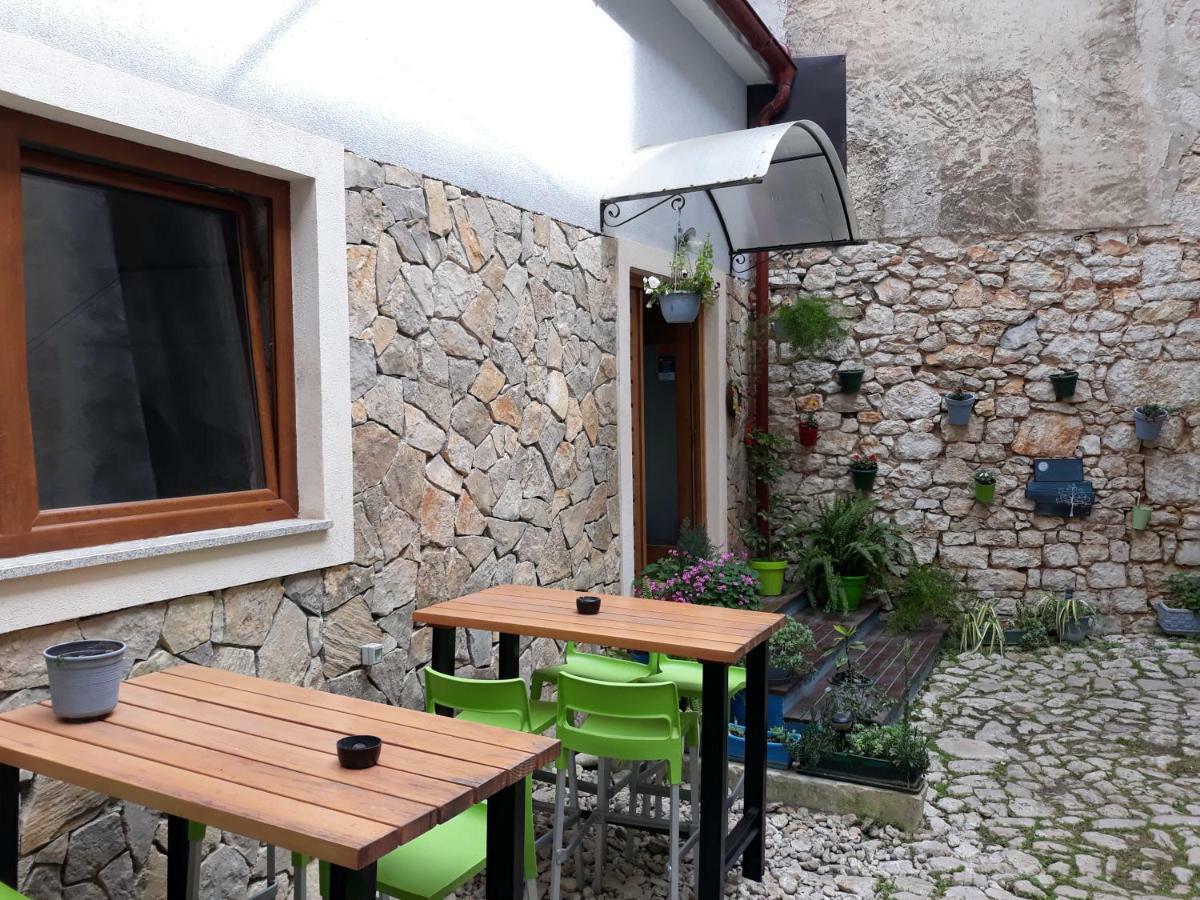 Hostel Mare Šibenik Eksteriør bilde